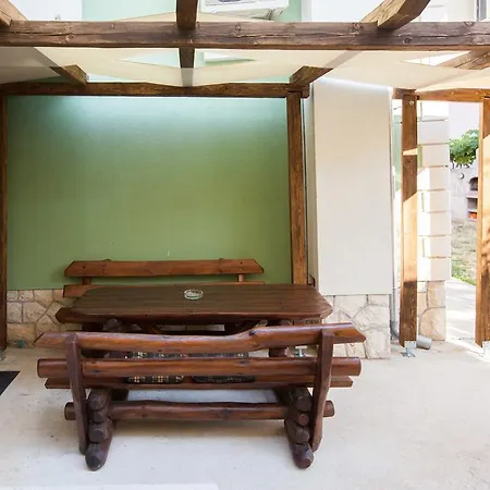 Lägenhet Apartmani Miletic Zadar